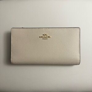 Coach Slim Zip Wallet